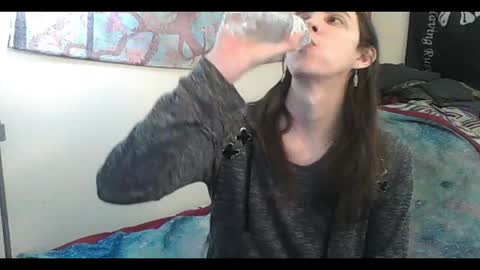 Luna online show from March 10, 2025, 3:45 am