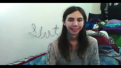 Luna online show from November 7, 2025, 4:01 am