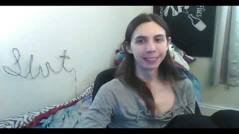 Luna online show from January 19, 2026, 4:05 am