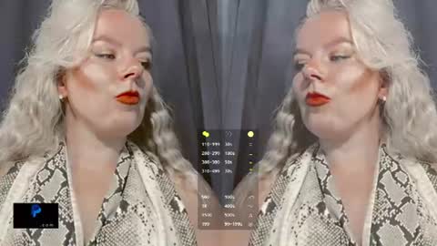Snapshot of totally_spy chatting on July 3, 2026, 1:17 pm Madam Viktoria Vacation in Portugal 2811 - 0412 online show from July 3, 2026, 1:17 pm