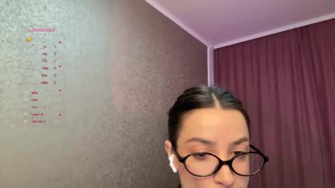 Snapshot of totallytiny_ chatting on December 7, 2024, 11:12 pm see you December 4th beloved friends online show from December 7, 2024, 11:12 pm