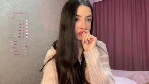 Snapshot of totallytiny_ chatting on December 9, 2024, 11:13 pm see you December 4th beloved friends online show from December 9, 2024, 11:13 pm