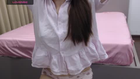 Snapshot of totoro_09 chatting on May 14, 2026, 1:56 am Angelina online show from May 14, 2026, 1:56 am