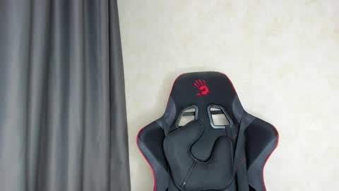 Snapshot of touch_me8 chatting on March 10, 2025, 9:43 am Arti online show from March 10, 2025, 9:43 am