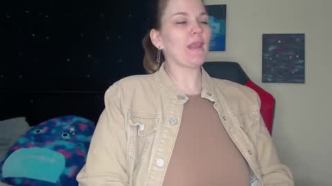 Snapshot of toxiclilly chatting on January 10, 2025, 8:18 am Lilly Miss Mistress Goddess Maam Queen Boss online show from January 10, 2025, 8:18 am