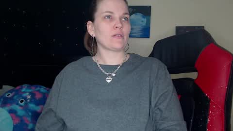 Snapshot of toxiclilly chatting on February 1, 2025, 9:11 am Lilly Miss Mistress Goddess Maam Queen Boss online show from February 1, 2025, 9:11 am