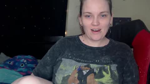 Snapshot of toxiclilly chatting on March 7, 2025, 5:28 pm Lilly Miss Mistress Goddess Maam Queen Boss online show from March 7, 2025, 5:28 pm