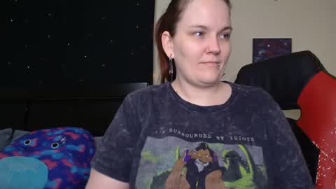 Snapshot of toxiclilly chatting on September 15, 2025, 8:14 am Lilly Miss Mistress Goddess Maam Queen Boss online show from September 15, 2025, 8:14 am