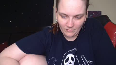 Snapshot of toxiclilly chatting on October 31, 2025, 8:37 am Lilly Miss Mistress Goddess Maam Queen Boss online show from October 31, 2025, 8:37 am