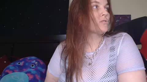 Snapshot of toxiclilly chatting on November 3, 2025, 8:26 am Lilly Miss Mistress Goddess Maam Queen Boss online show from November 3, 2025, 8:26 am