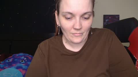 Snapshot of toxiclilly chatting on November 4, 2025, 7:18 am Lilly Miss Mistress Goddess Maam Queen Boss online show from November 4, 2025, 7:18 am