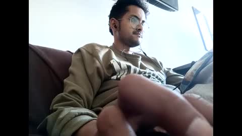 Snapshot of toy_sweet chatting on February 21, 2025, 9:00 pm Xander online show from February 21, 2025, 9:00 pm