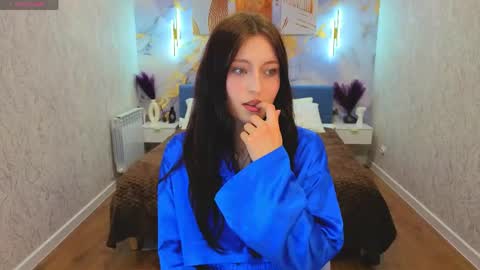Snapshot of tracey_gill chatting on May 24, 2026, 9:03 am tracey_gill online show from May 24, 2026, 9:03 am