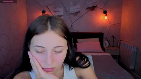 tracey_gill online show from July 9, 2026, 9:02 am