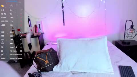 Snapshot of tracy_lambo chatting on November 30, 2025, 1:26 pm tracy online show from November 30, 2025, 1:26 pm