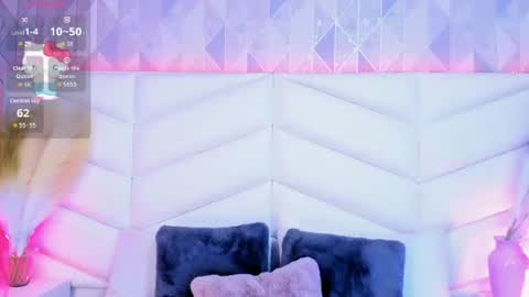 Snapshot of tracy_lee_ chatting on June 24, 2026, 12:15 pm Tracy online show from June 24, 2026, 12:15 pm