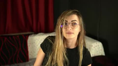 Snapshot of tracyix chatting on May 7, 2026, 6:57 pm Tracy online show from May 7, 2026, 6:57 pm