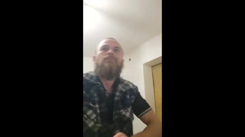 Snapshot of tralalabala chatting on March 31, 2026, 7:58 pm Tralalabala online show from March 31, 2026, 7:58 pm