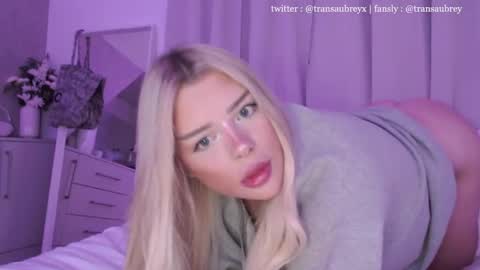 Snapshot of transaubrey chatting on October 6, 2025, 7:33 pm aubrey 3 online show from October 6, 2025, 7:33 pm