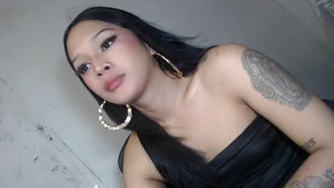 Snapshot of transbadassx chatting on July 16, 2026, 5:13 am CLEOPATHRA online show from July 16, 2026, 5:13 am
