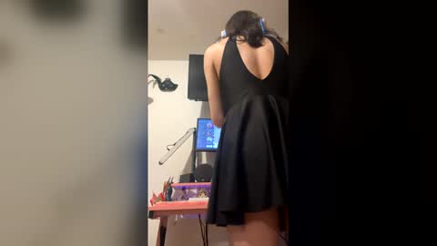 Snapshot of transgirlfriend chatting on June 11, 2026, 1:27 am transgirlfriend online show from June 11, 2026, 1:27 am
