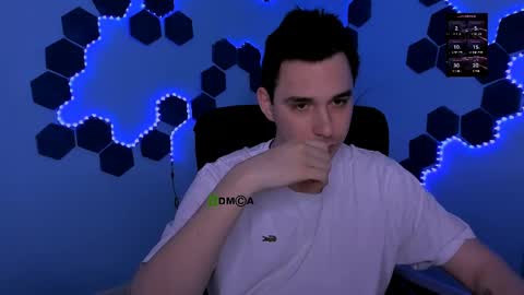 Travis online show from May 1, 2026, 8:52 am