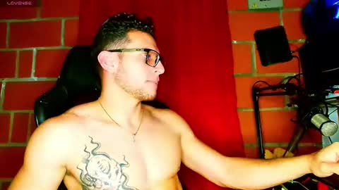 Snapshot of travisdiamonds chatting on July 3, 2026, 3:02 am TRAVIS. online show from July 3, 2026, 3:02 am
