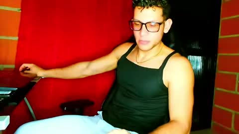 Snapshot of travisdiamonds chatting on July 9, 2026, 4:05 am TRAVIS. online show from July 9, 2026, 4:05 am