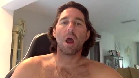 Snapshot of traviskenn chatting on February 15, 2026, 7:10 pm TravisKenn online show from February 15, 2026, 7:10 pm