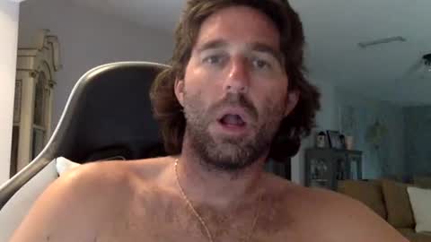 Snapshot of traviskenn chatting on February 22, 2026, 9:24 pm TravisKenn online show from February 22, 2026, 9:24 pm