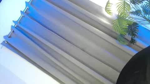 Snapshot of treatmelikeababe chatting on May 19, 2026, 12:22 pm YOUR SLUT online show from May 19, 2026, 12:22 pm