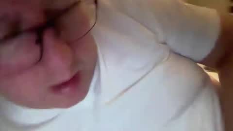 Snapshot of treborinthesky chatting on May 7, 2026, 5:46 am treborinthesky online show from May 7, 2026, 5:46 am