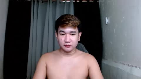 trebz_01 online show from May 12, 2026, 12:02 pm