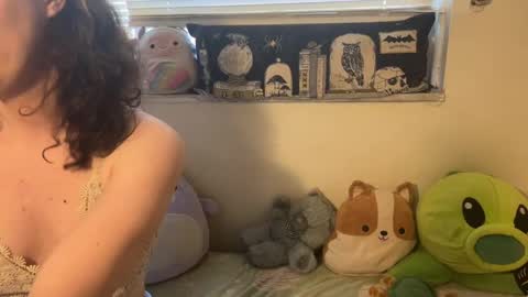 treecups online show from May 4, 2026, 3:41 pm