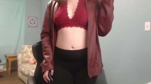 TreeJeanne online show from February 14, 2025, 12:09 am