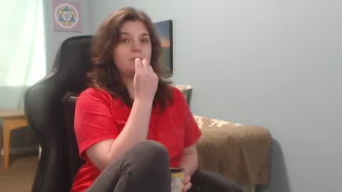 TreeJeanne online show from March 7, 2025, 11:27 pm