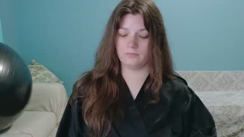 Snapshot of treejeanne chatting on July 2, 2026, 2:34 pm TreeJeanne online show from July 2, 2026, 2:34 pm