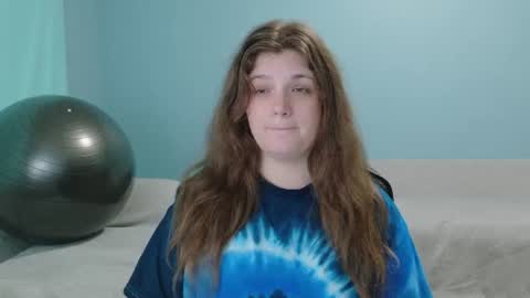 Snapshot of treejeanne chatting on July 23, 2026, 2:15 pm TreeJeanne online show from July 23, 2026, 2:15 pm