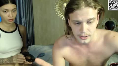 Snapshot of treezyny chatting on February 6, 2025, 7:24 am Sarah And Jon online show from February 6, 2025, 7:24 am