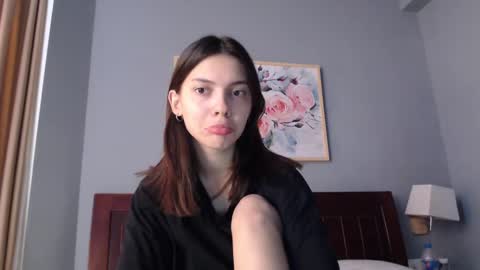 Snapshot of treezyny chatting on March 2, 2025, 1:58 am Sarah And Jon online show from March 2, 2025, 1:58 am