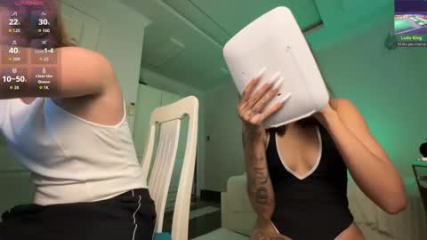 Snapshot of treezyny chatting on March 13, 2026, 7:37 am Sarah And Jon online show from March 13, 2026, 7:37 am