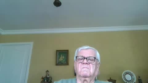Snapshot of trekbeestje1 chatting on March 27, 2026, 2:17 pm trekbeestje online show from March 27, 2026, 2:17 pm