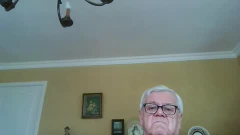 Snapshot of trekbeestje1 chatting on March 30, 2026, 12:50 pm trekbeestje online show from March 30, 2026, 12:50 pm