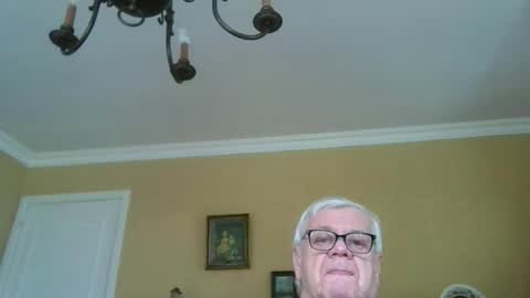 Snapshot of trekbeestje1 chatting on March 31, 2026, 7:53 am trekbeestje online show from March 31, 2026, 7:53 am