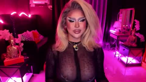 Jade online show from October 15, 2025, 2:39 pm