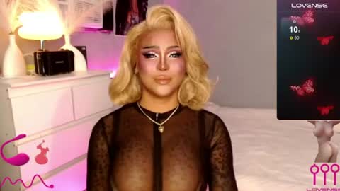 Jade online show from August 7, 2026, 6:43 pm