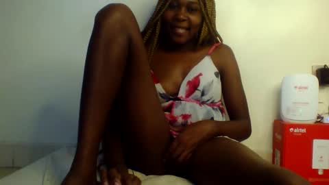 Snapshot of tresyamber chatting on June 6, 2026, 7:24 am tresyamber online show from June 6, 2026, 7:24 am