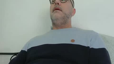 Snapshot of trevido4u chatting on January 7, 2026, 11:56 am trevido4u online show from January 7, 2026, 11:56 am
