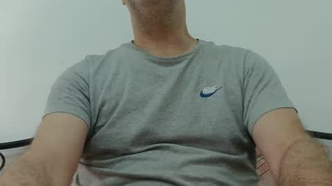 Snapshot of trevido4u chatting on June 10, 2026, 6:07 pm trevido4u online show from June 10, 2026, 6:07 pm