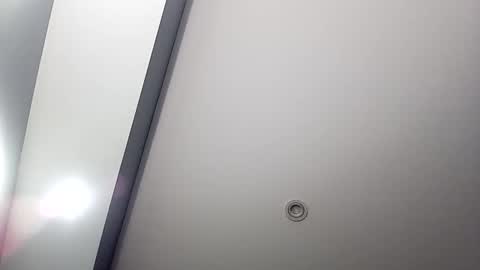 Snapshot of trevluv77 chatting on November 11, 2025, 9:31 am trevluv77 online show from November 11, 2025, 9:31 am